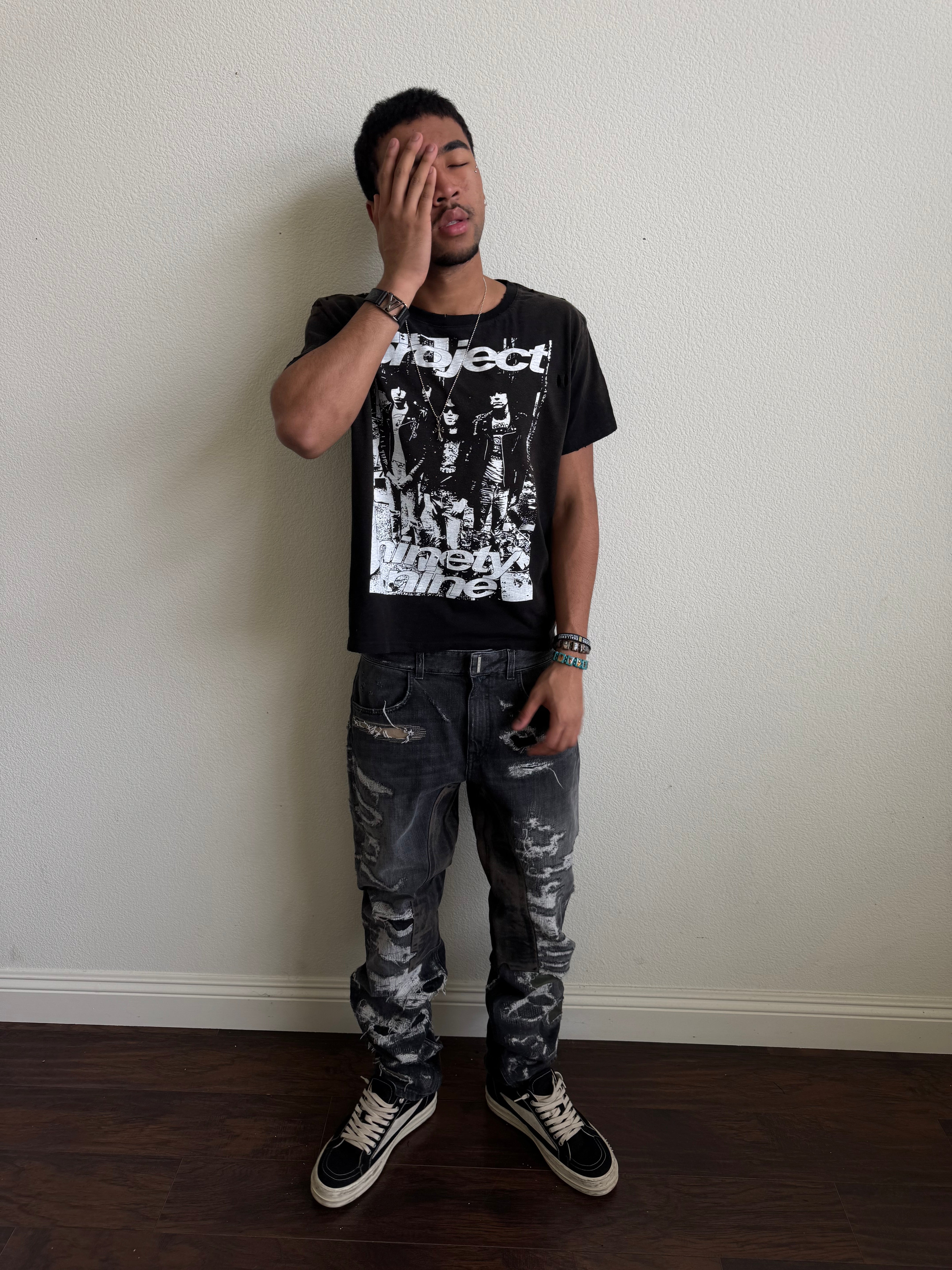 “RAMONES” Tee